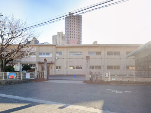 旭小学校:約170m<br>徒歩約3分